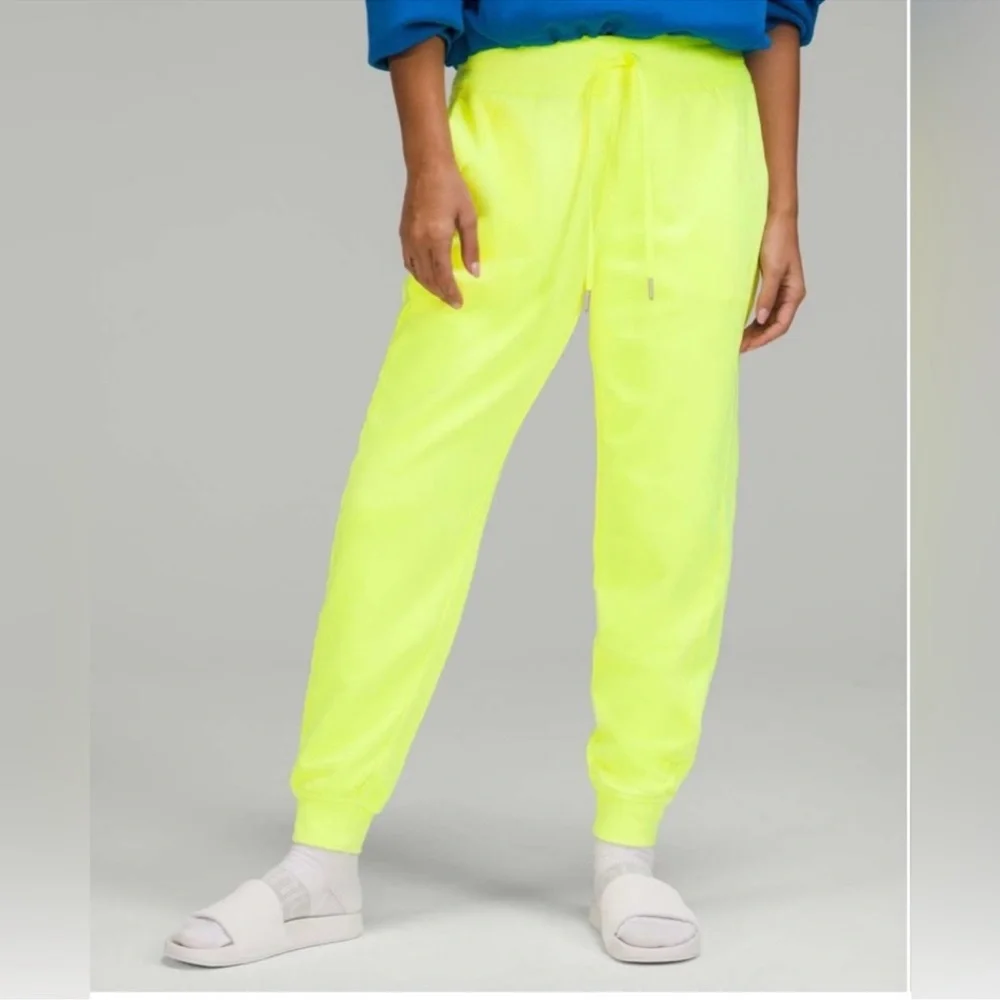 Lululemon Scuba Pants RARE Cotton Terry Joggers With Drawstrint NEW NWT $128
